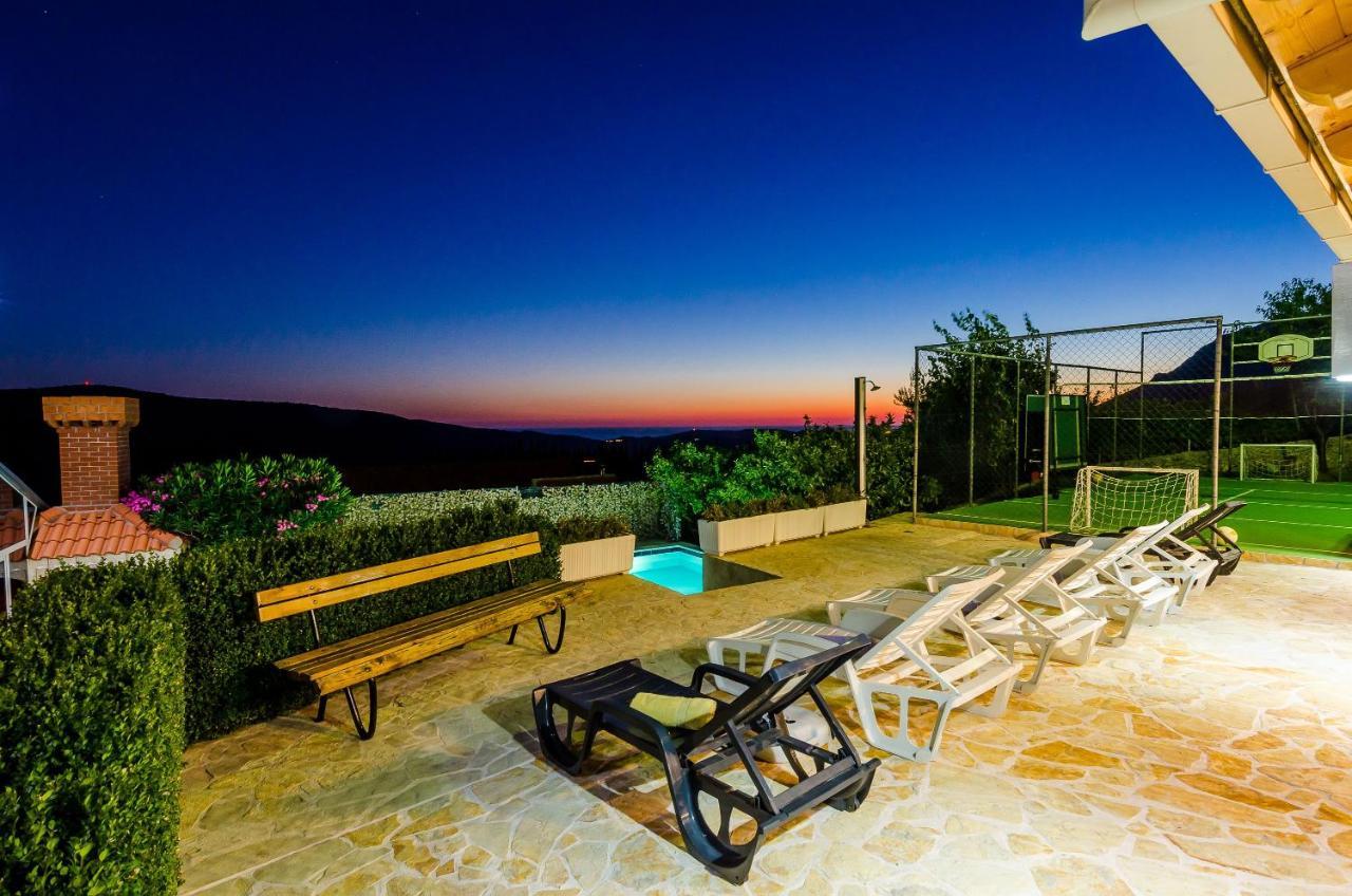 Villa Mateo with Private Pool Gruda Esterno foto
