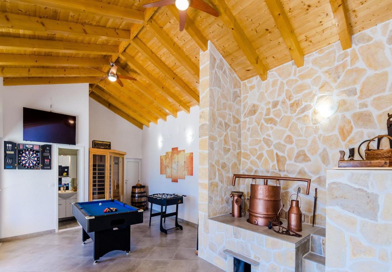 Villa Mateo with Private Pool Gruda Esterno foto